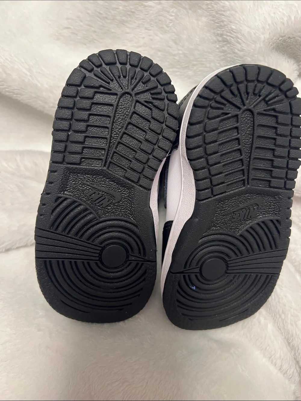 Nike Kids Black and White Low-Top Sneakers